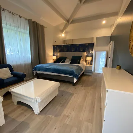 Face Villa